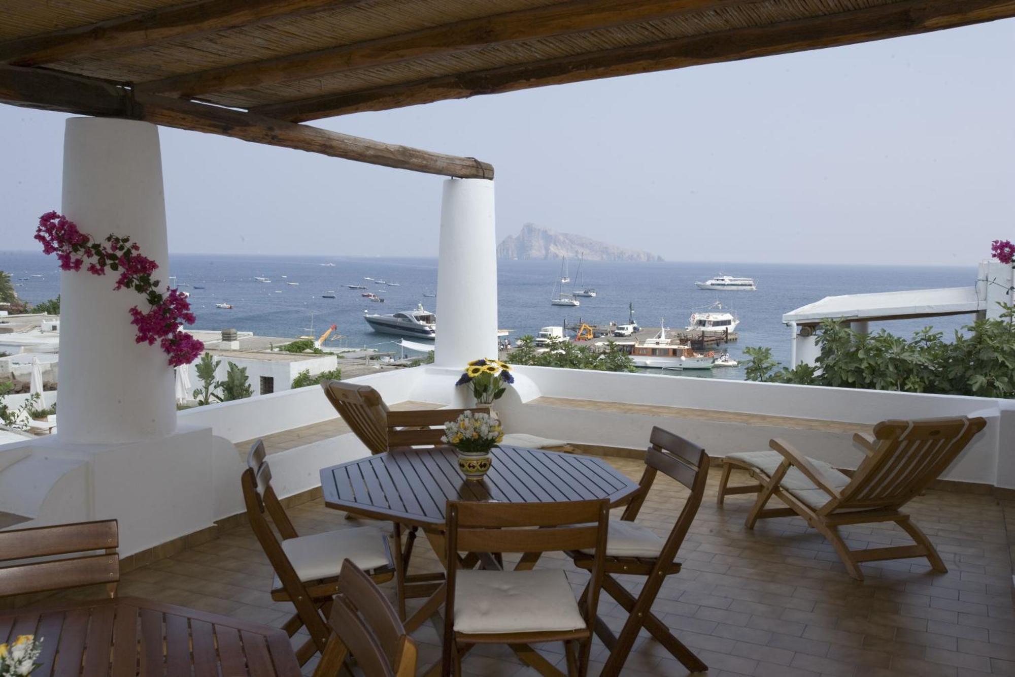 Hotel Tesoriero Panarea Extérieur photo